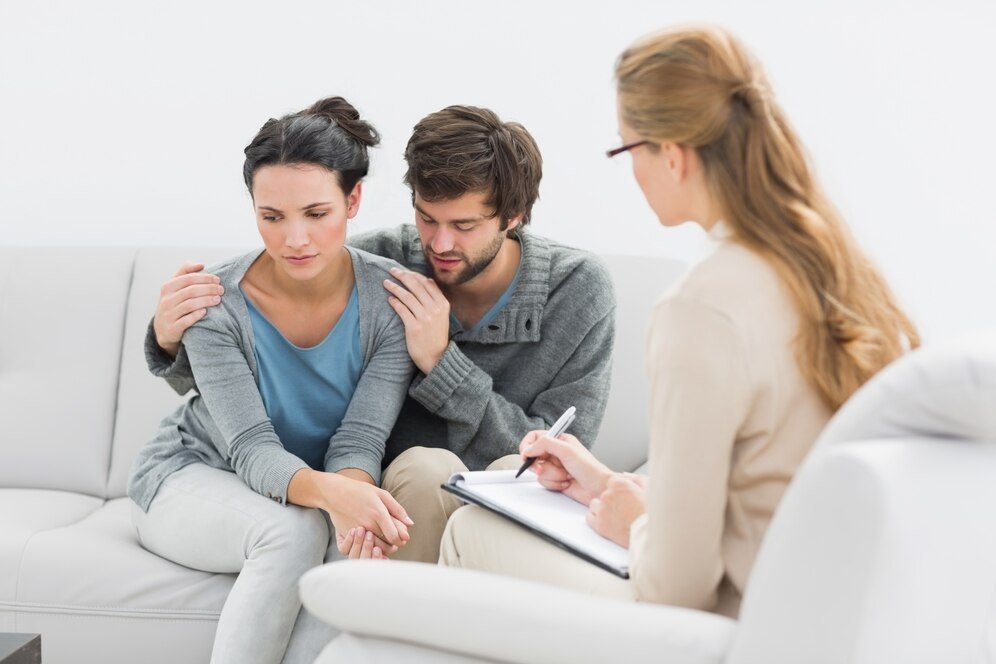 couples taking therapy